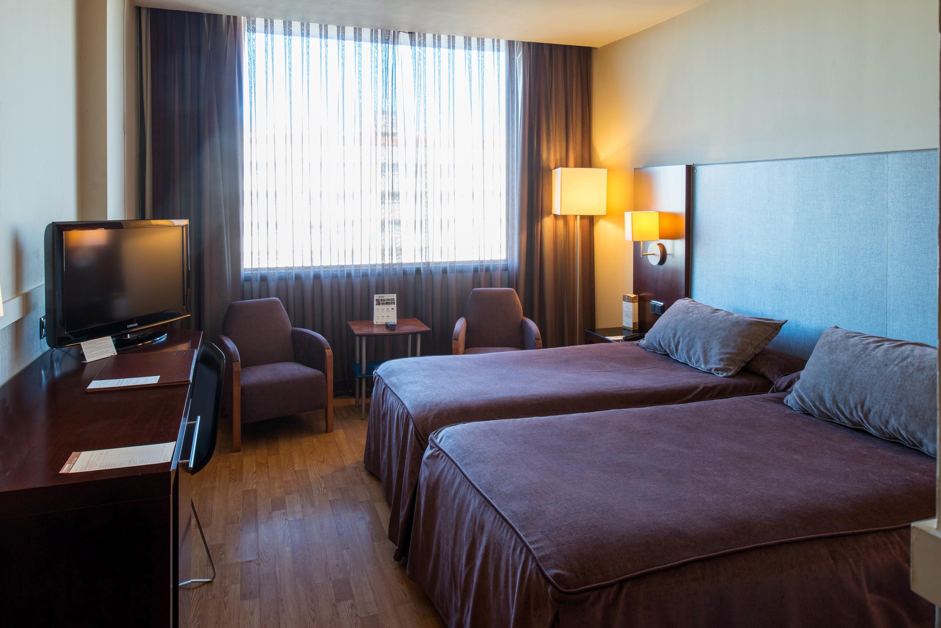Catalonia Gran Hotel Verdi Sabadell Exterior photo