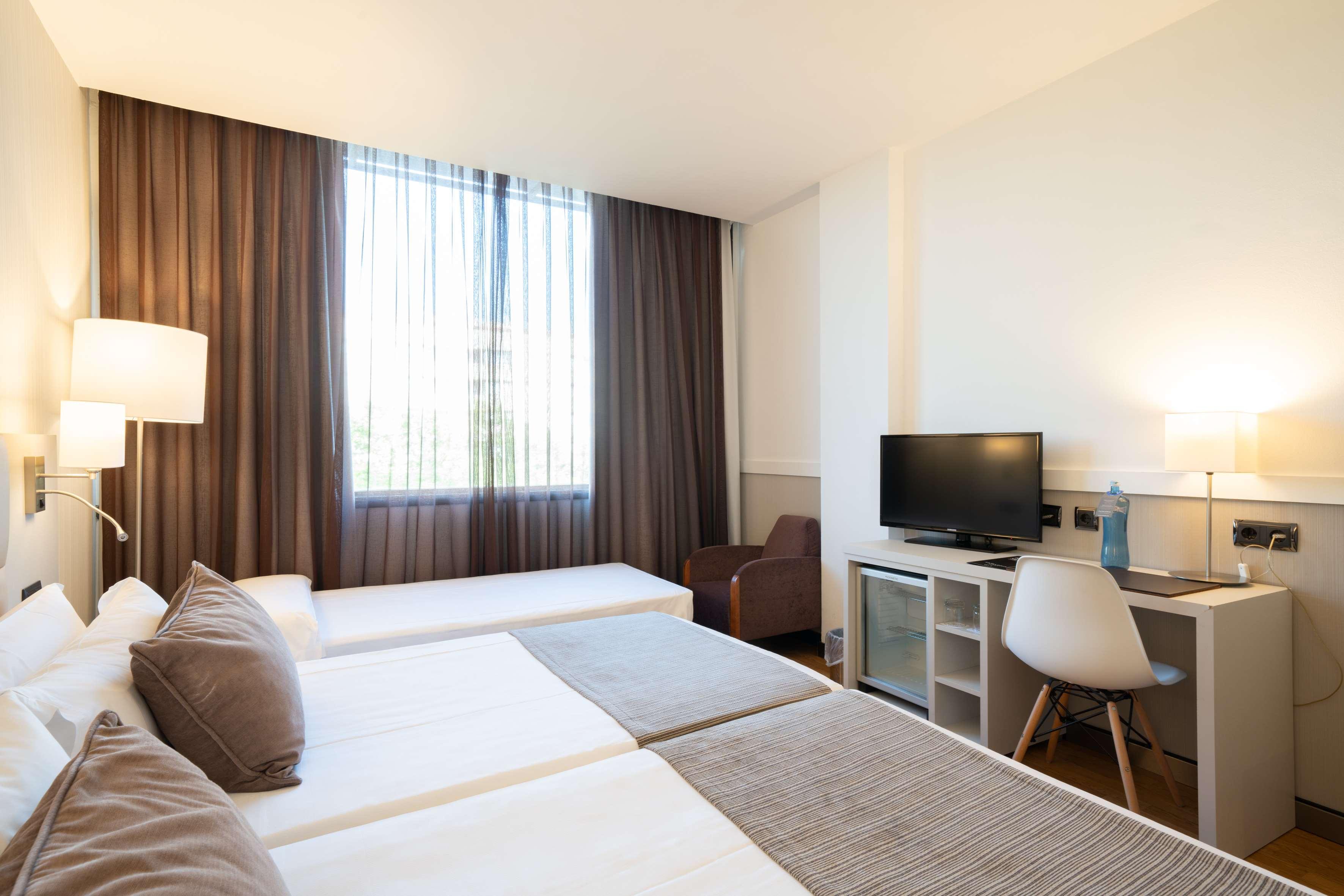 Catalonia Gran Hotel Verdi Sabadell Exterior photo