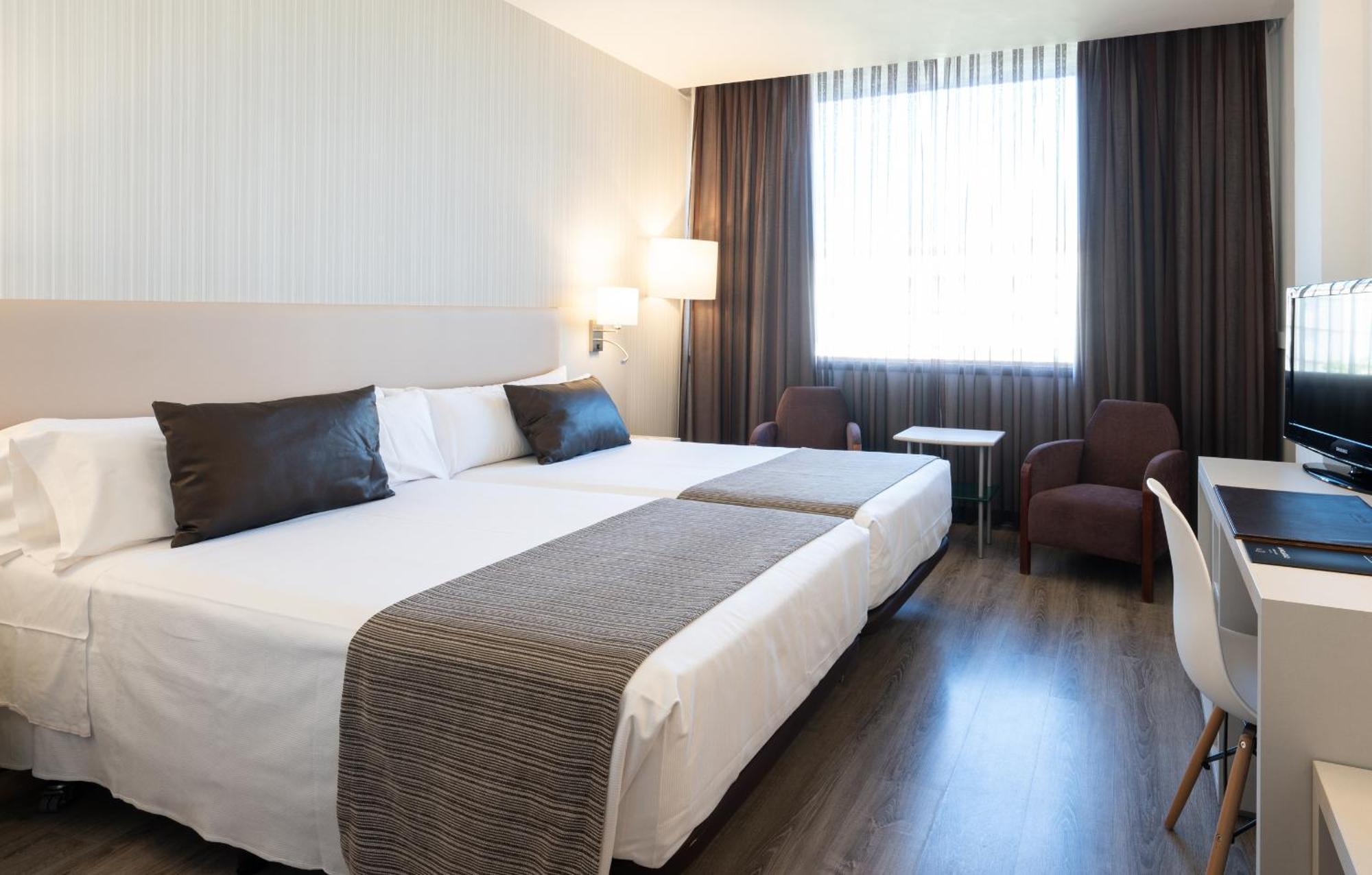 Catalonia Gran Hotel Verdi Sabadell Exterior photo